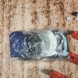 New never used newborn mittens